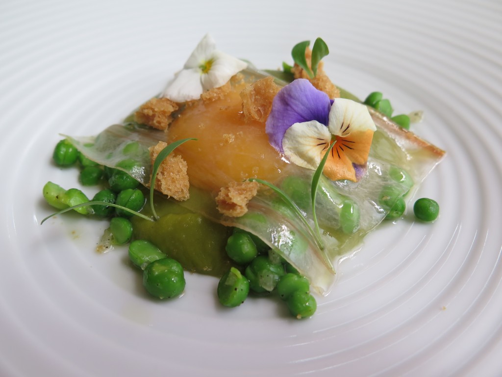 José Avillez - Smoked egg yolk with pea and bacon stew purée - 2