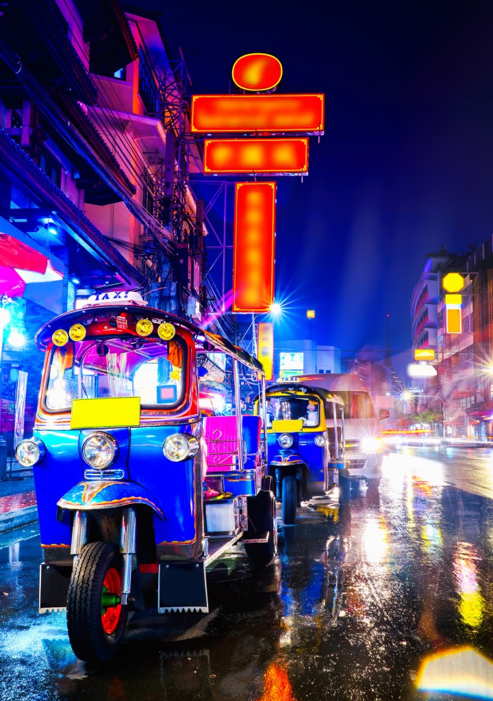 Tuk,Tuk,Taxi,In,China,Town,Bangkok,At,The,Night