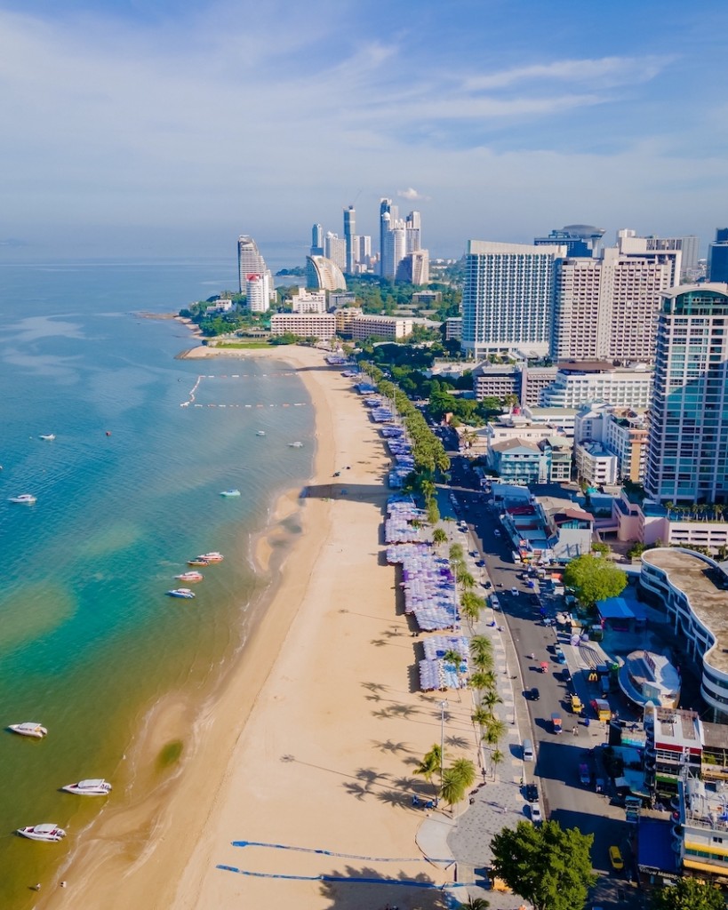 Pattaya,Thailand,,A,View,Of,The,Beach,Road,With,Hotels