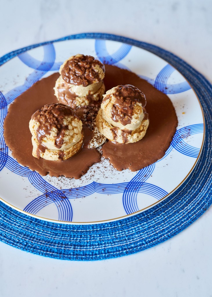 17_Blue casual all-day dining_Profiterol