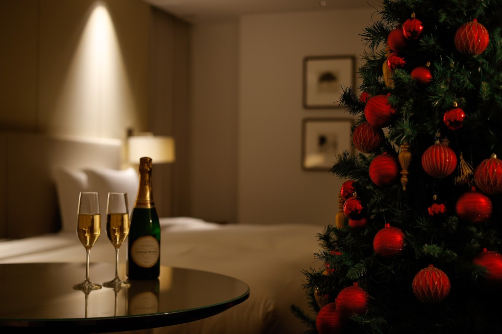 Palace Hotel's 'A Tokyo Christmas' - FOR ILLUSTRATION ONLY