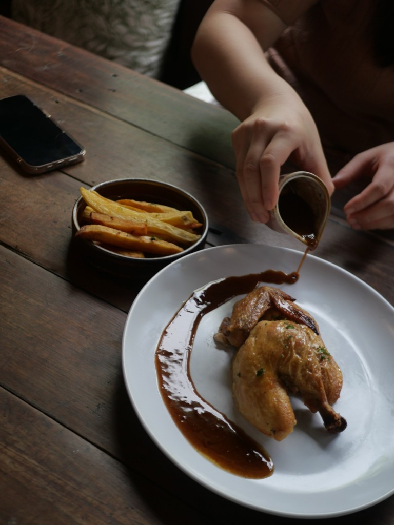 Poulet-Frites Night at VIVIN Suk 22- 5